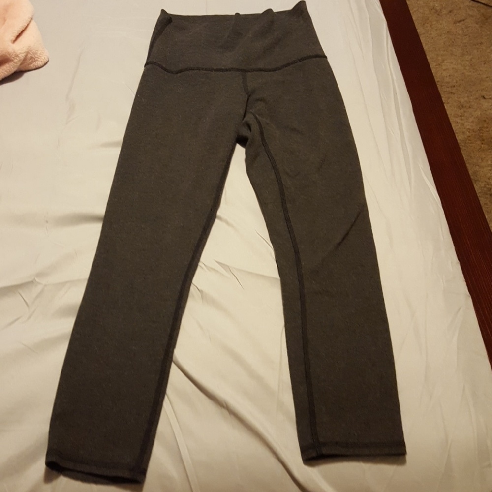 Lululemon size 2